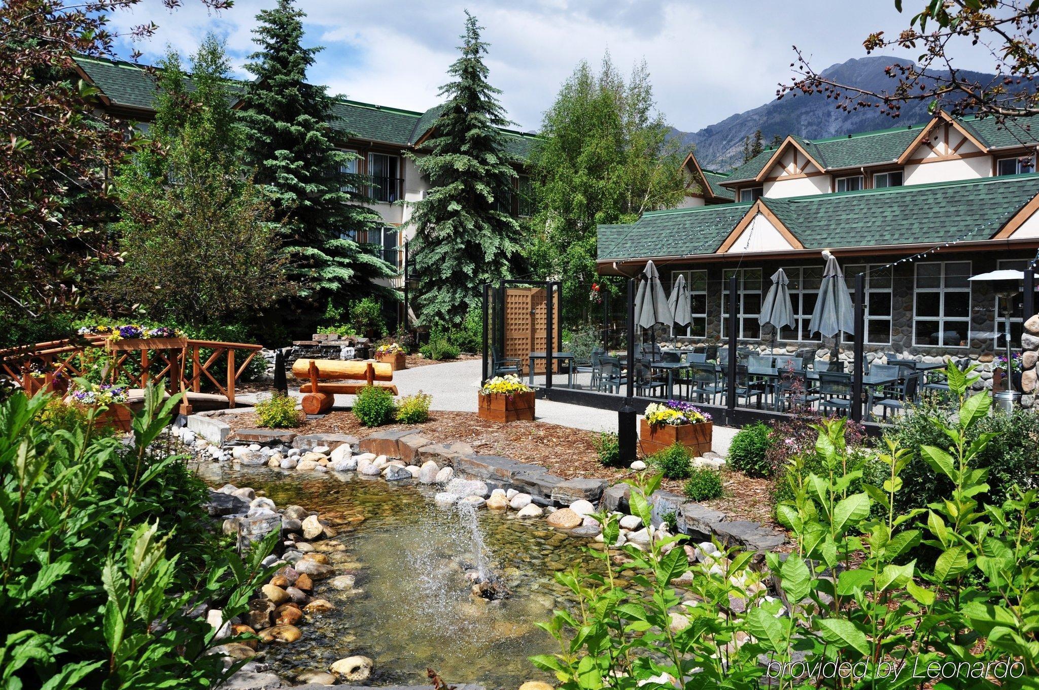 Coast Canmore Hotel & Conference Centre Exteriér fotografie