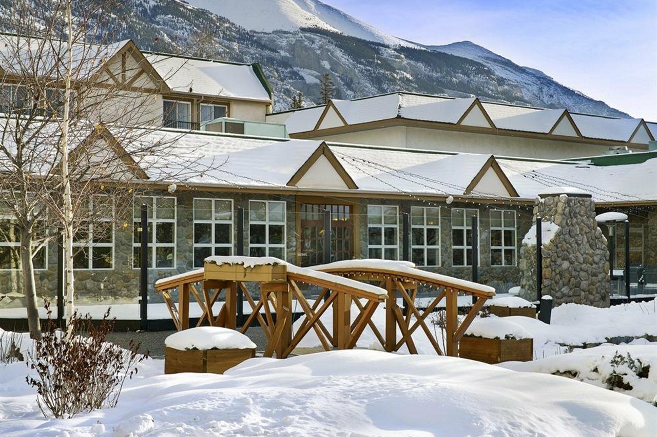 Coast Canmore Hotel & Conference Centre Exteriér fotografie